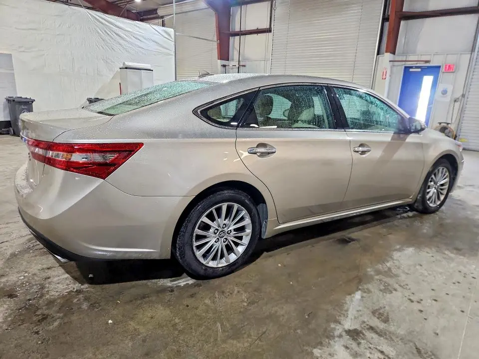 2016 TOYOTA AVALON LIMITED  