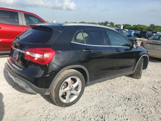 2019 MERCEDES-BENZ GLA 250  