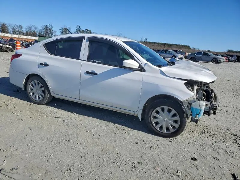 2018 NISSAN VERSA S  