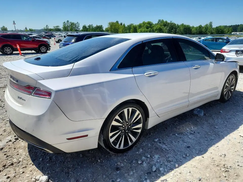 2017 LINCOLN MKZ RESERVE  
