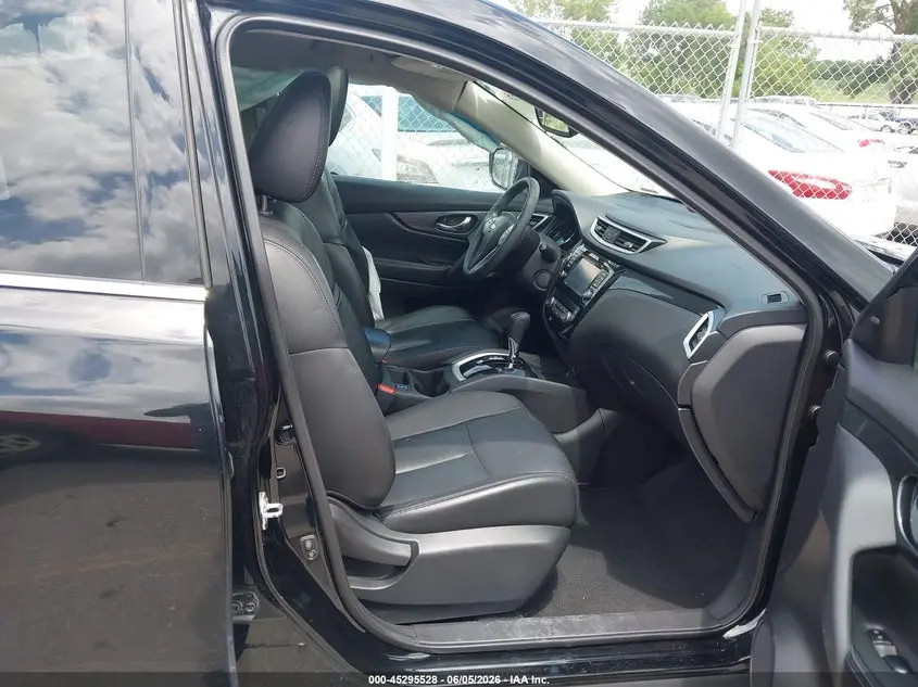 2015 NISSAN ROGUE SL