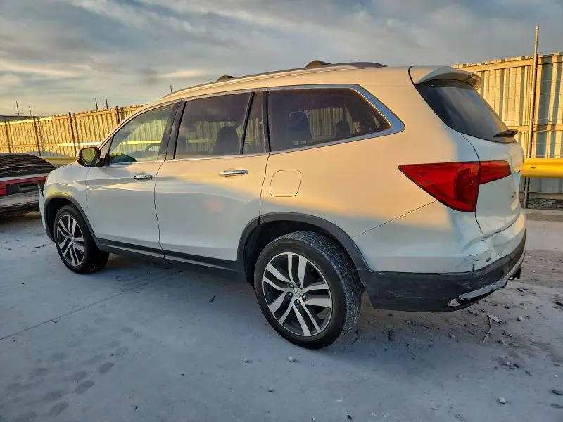 2017 HONDA PILOT ELITE  