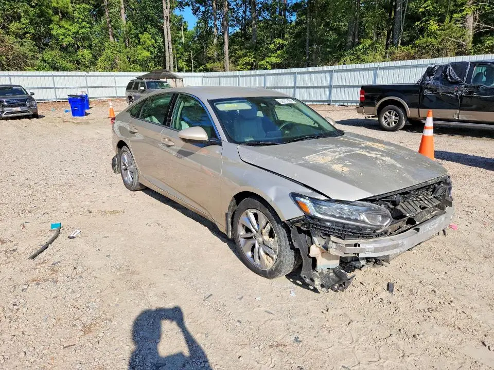 2020 HONDA ACCORD LX  