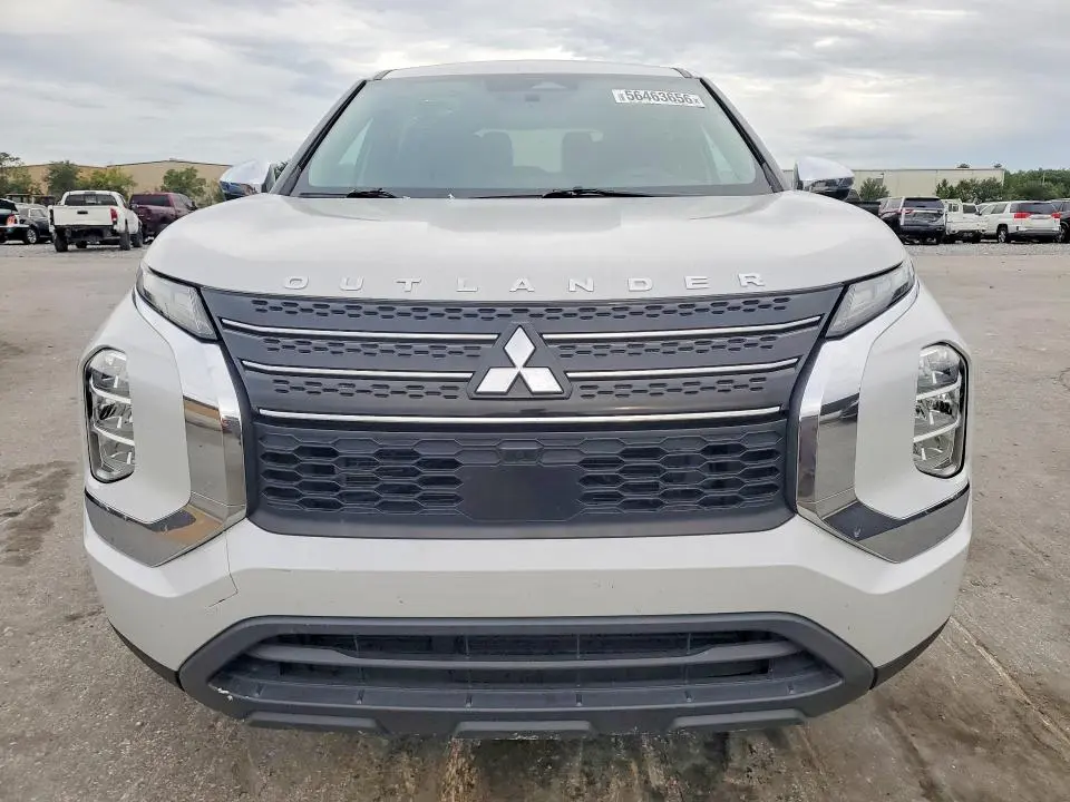 2022 MITSUBISHI OUTLANDER ES  