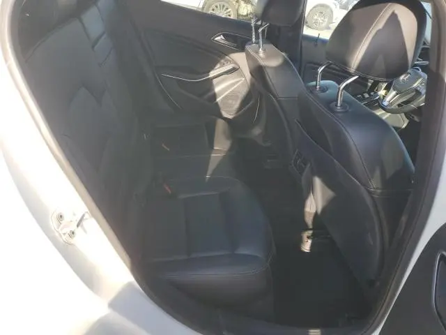 2015 MERCEDES-BENZ GLA 250 4MATIC  