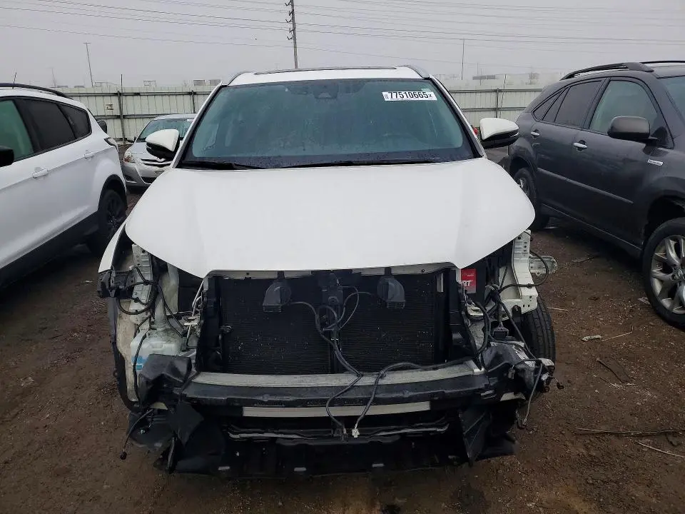 2017 TOYOTA HIGHLANDER LIMITED  