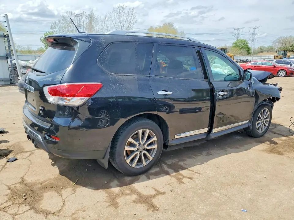 2015 NISSAN PATHFINDER SL  