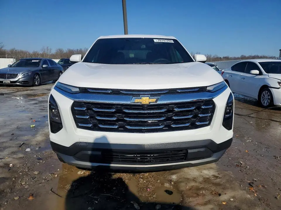 2025 CHEVROLET EQUINOX LT  