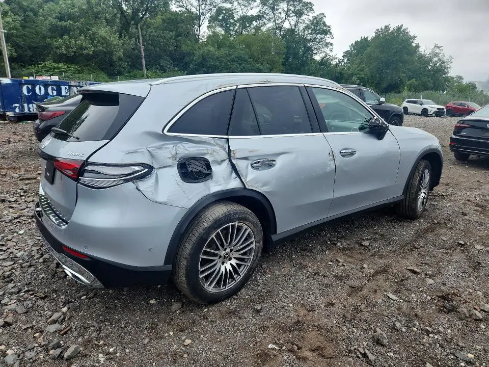 2026 MERCEDES-BENZ GLC 300 4MATIC  