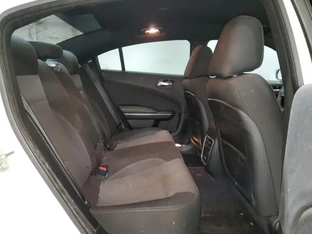 2017 DODGE CHARGER SE  