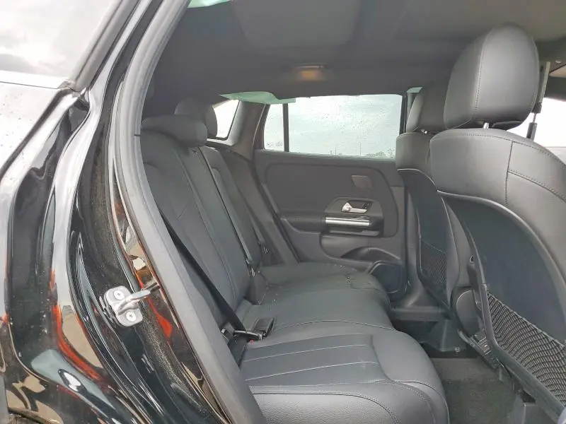 2026 MERCEDES-BENZ GLA 250 4MATIC  