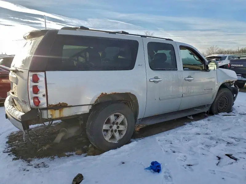 2010 GMC YUKON XL K1500 SLT  