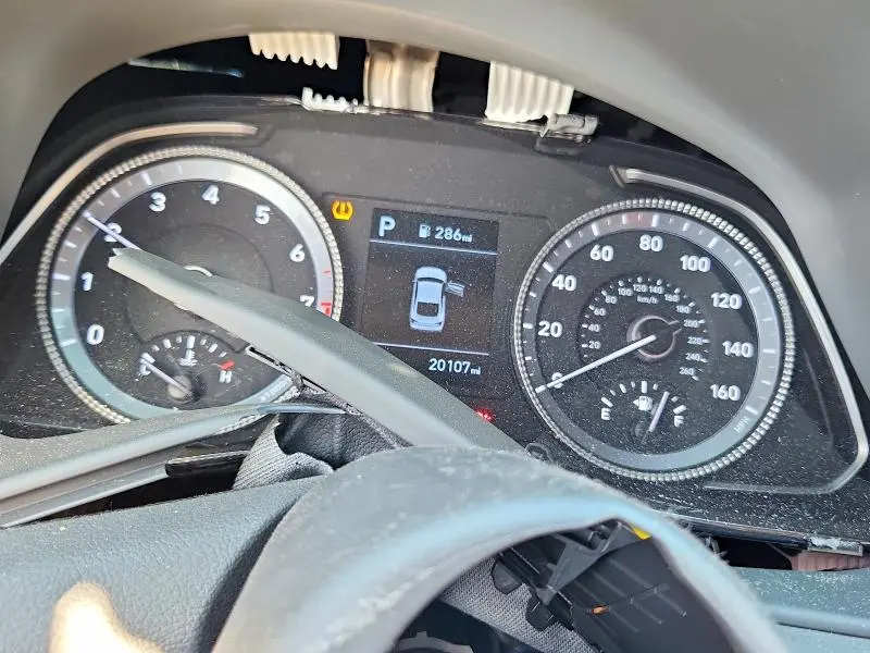 2023 HYUNDAI SONATA SE  