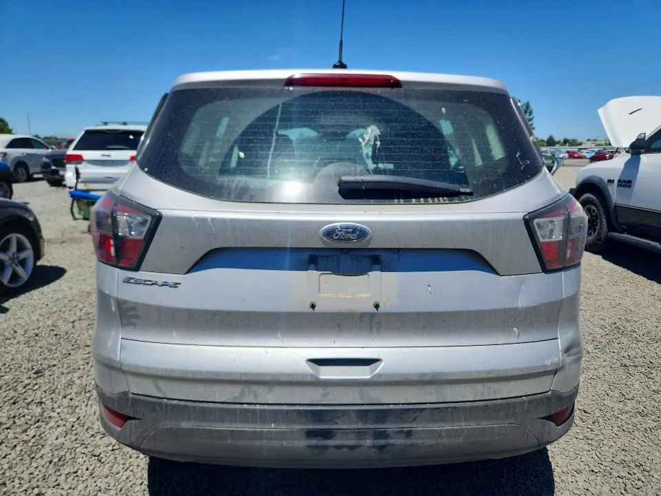 2017 FORD ESCAPE S  