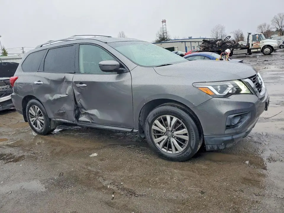 2018 NISSAN PATHFINDER S  