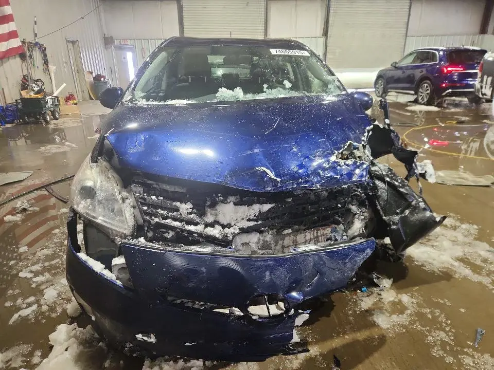 2013 TOYOTA PRIUS TWO  