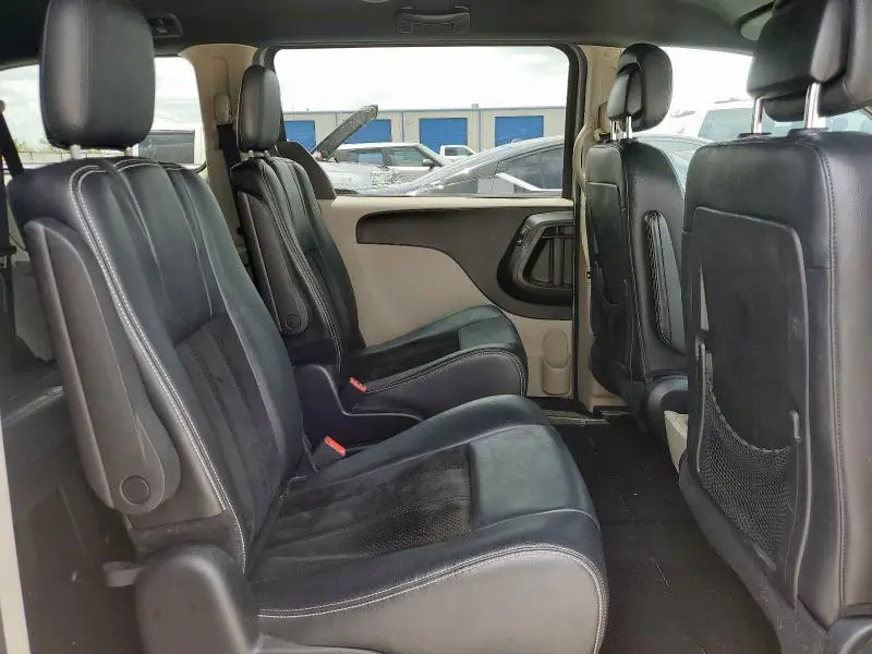 2016 DODGE GRAND CARAVAN SXT  