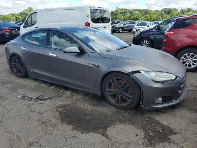 2012 TESLA MODEL S   