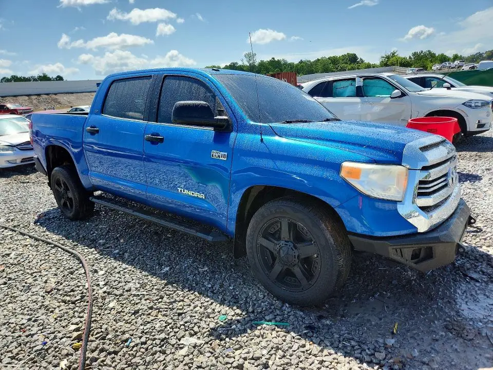 2016 TOYOTA TUNDRA CREWMAX SR5  