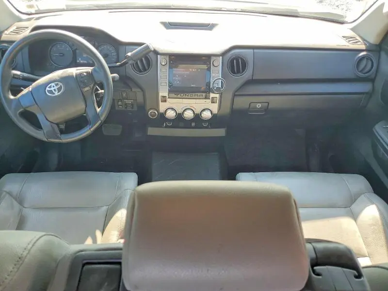 2017 TOYOTA TUNDRA SR  