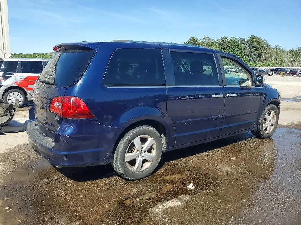 2013 VOLKSWAGEN ROUTAN SEL PREMIUM  