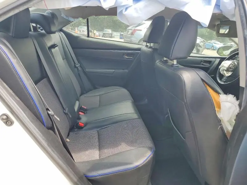 2019 TOYOTA COROLLA SE  