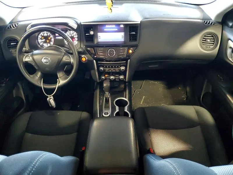 2018 NISSAN PATHFINDER SV  