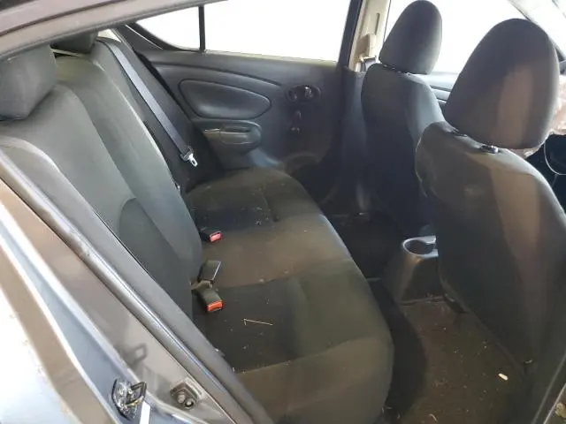 2018 NISSAN VERSA S  
