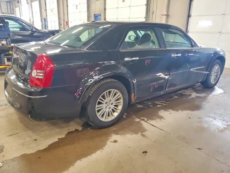 2010 CHRYSLER 300 TOURING  