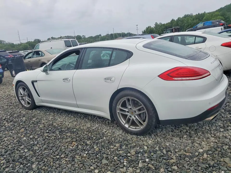 2016 PORSCHE PANAMERA 2  