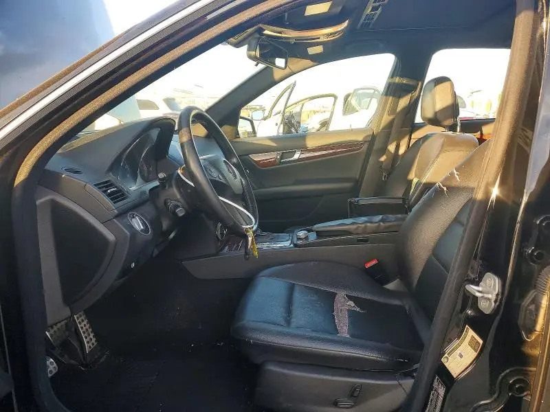 2011 MERCEDES-BENZ C 300  