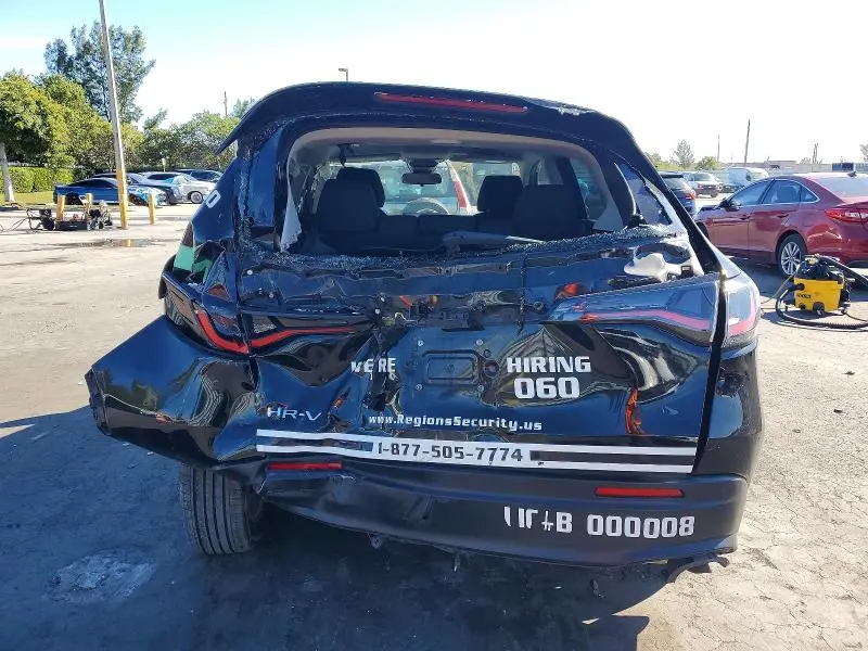 2024 HONDA HR-V LX  