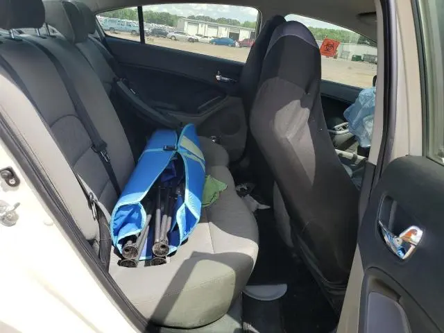 2014 KIA FORTE LX  