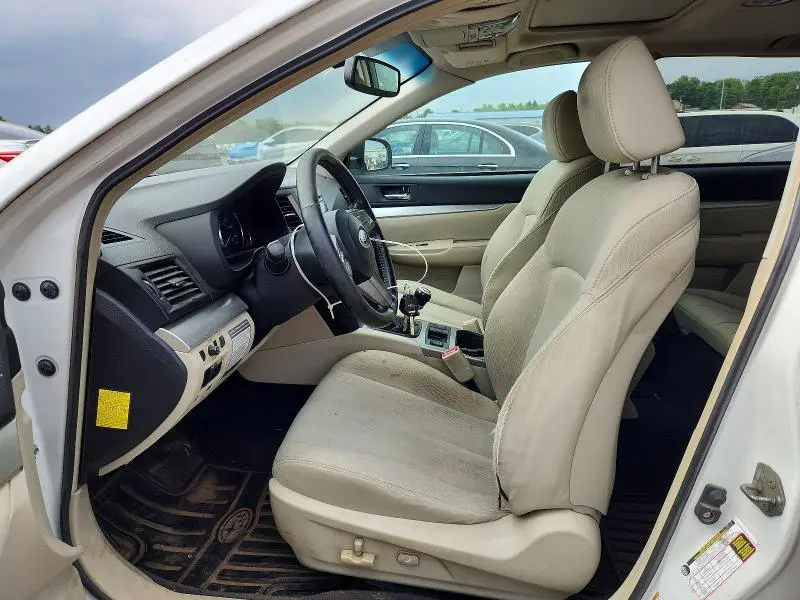 2011 SUBARU OUTBACK 2.5I PREMIUM  