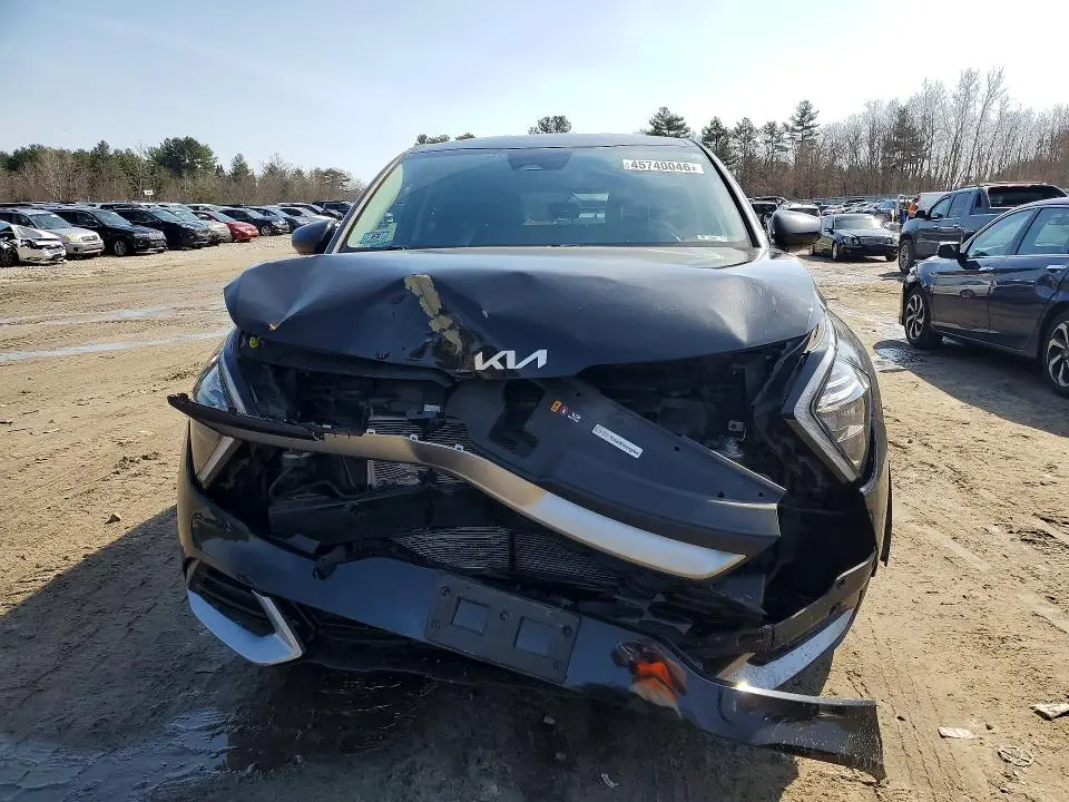 2023 KIA SPORTAGE LX  