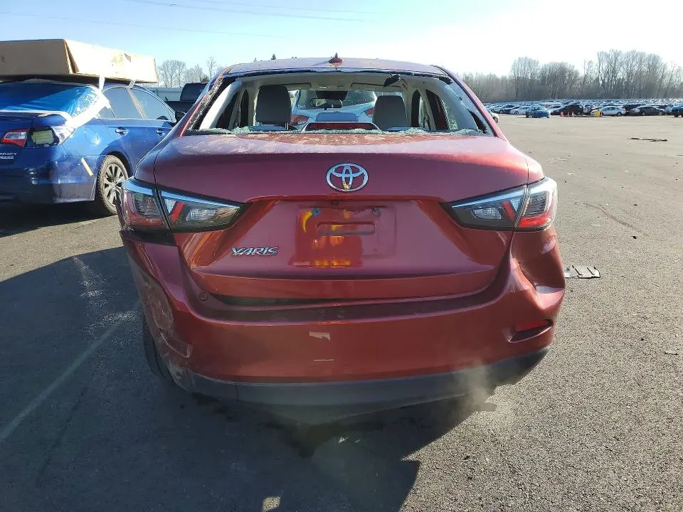 2019 TOYOTA YARIS L  
