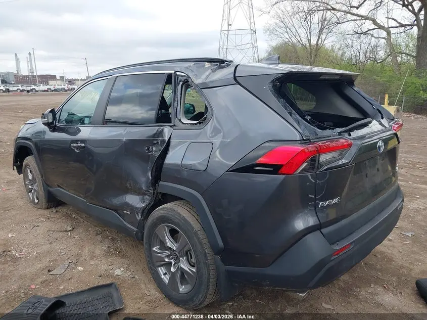 2023 TOYOTA RAV4 HYBRID XLE
