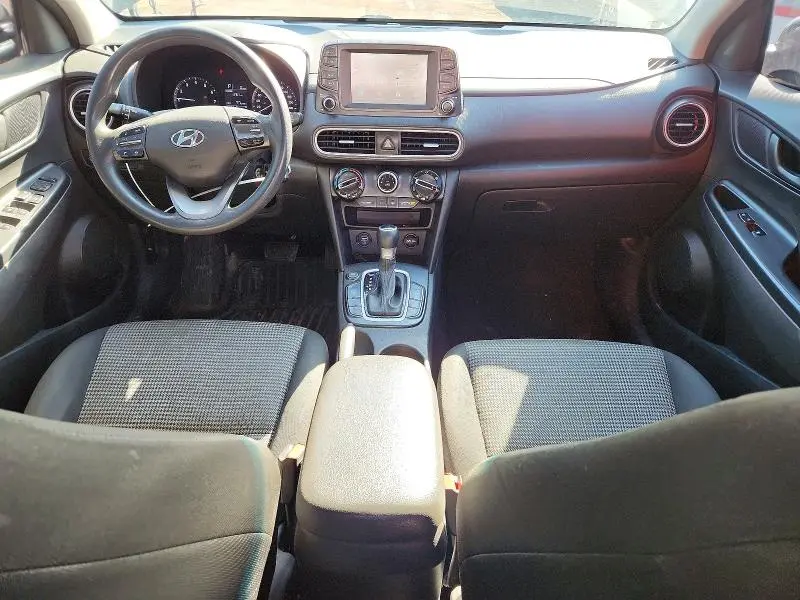 2020 HYUNDAI KONA SE  