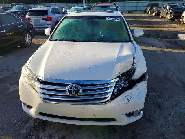 2011 TOYOTA AVALON LIMITED  