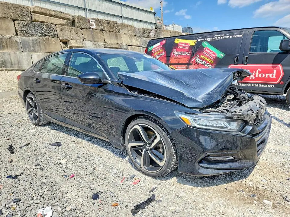 2019 HONDA ACCORD SPORT  