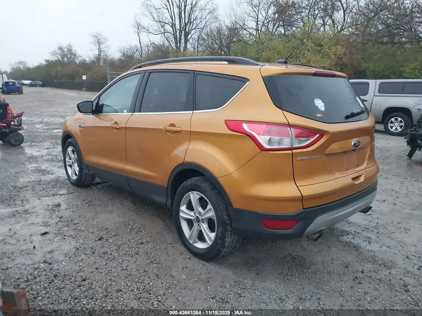2016 FORD ESCAPE SE