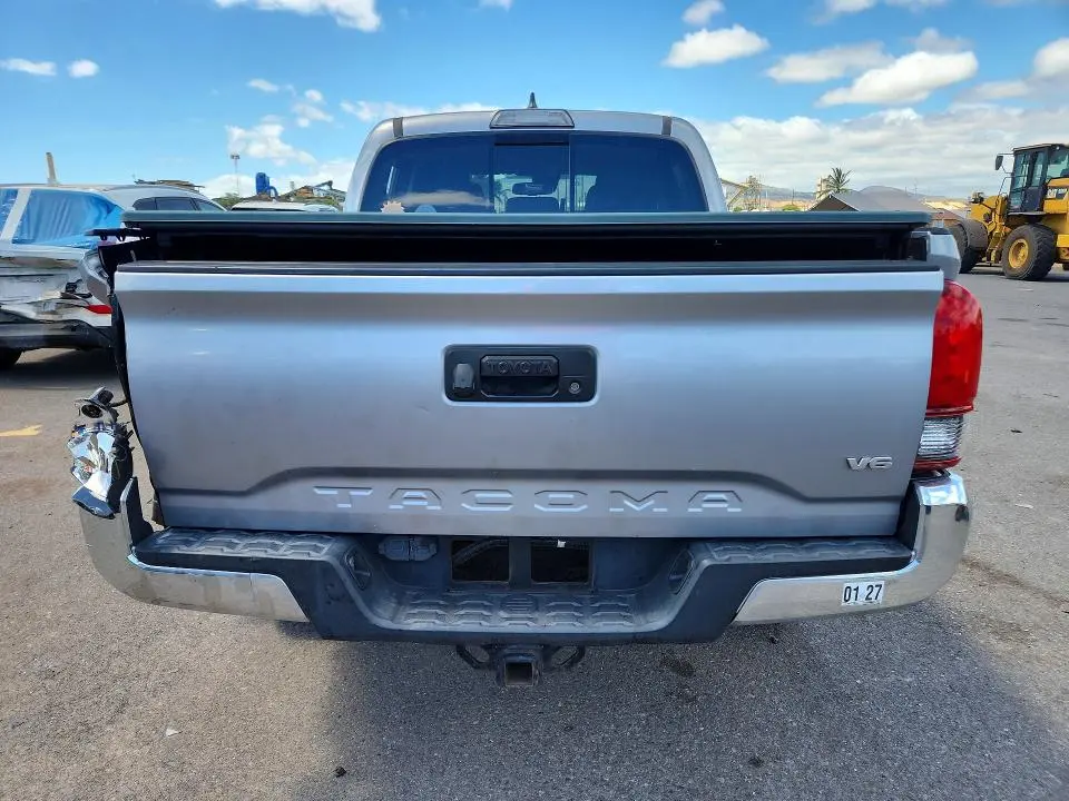 2019 TOYOTA TACOMA SR5 V6  