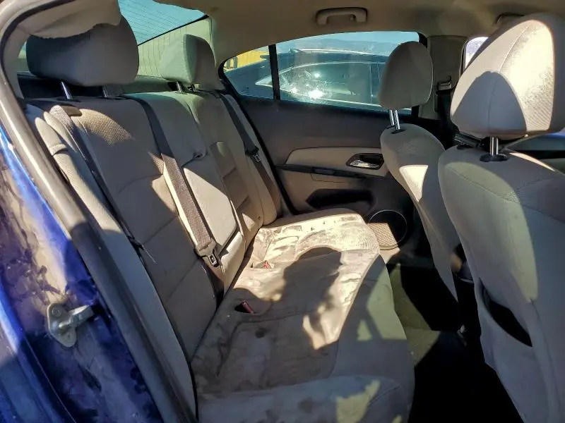 2012 CHEVROLET CRUZE LT  