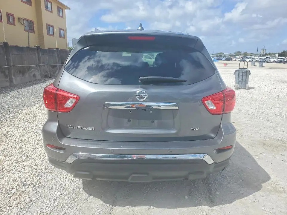 2019 NISSAN PATHFINDER SV  