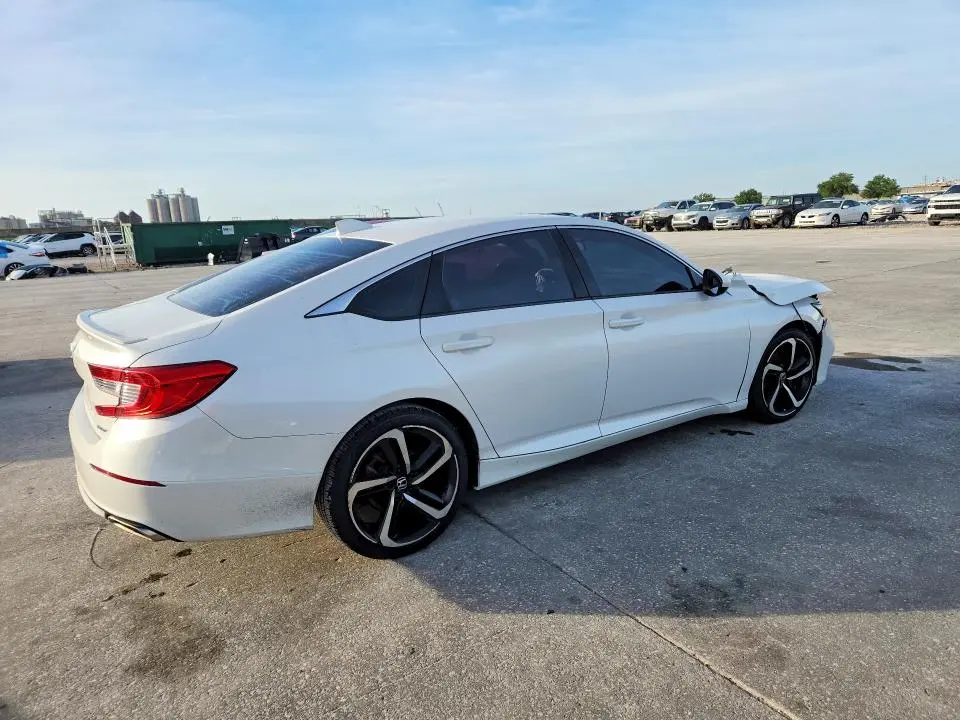 2018 HONDA ACCORD SPORT  