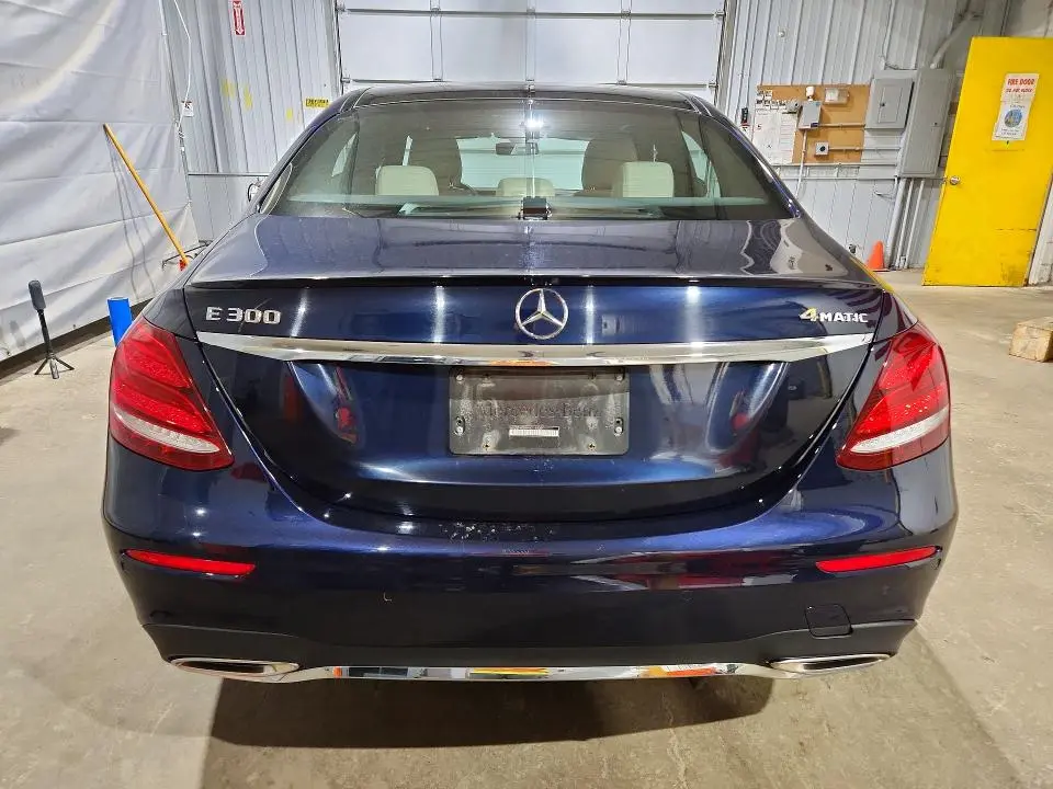 2017 MERCEDES-BENZ E 300 4MATIC  