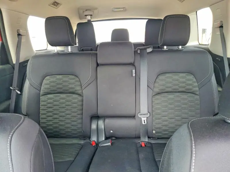 2023 NISSAN PATHFINDER SV  