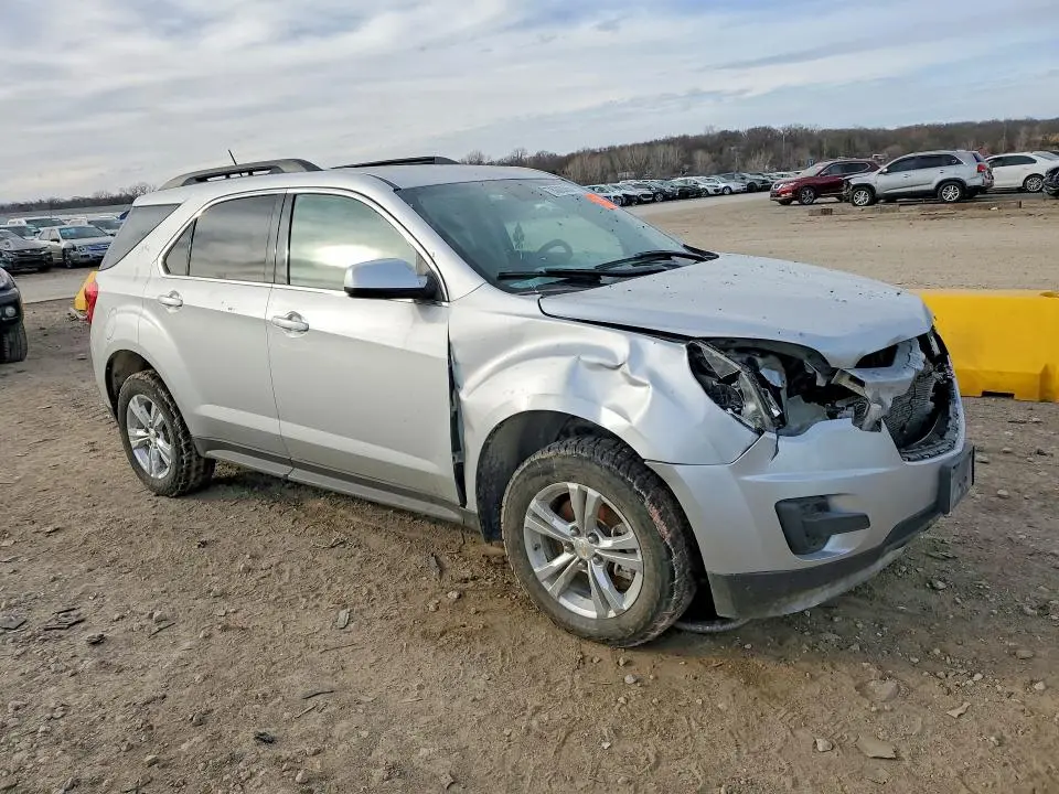 2015 CHEVROLET EQUINOX LT  