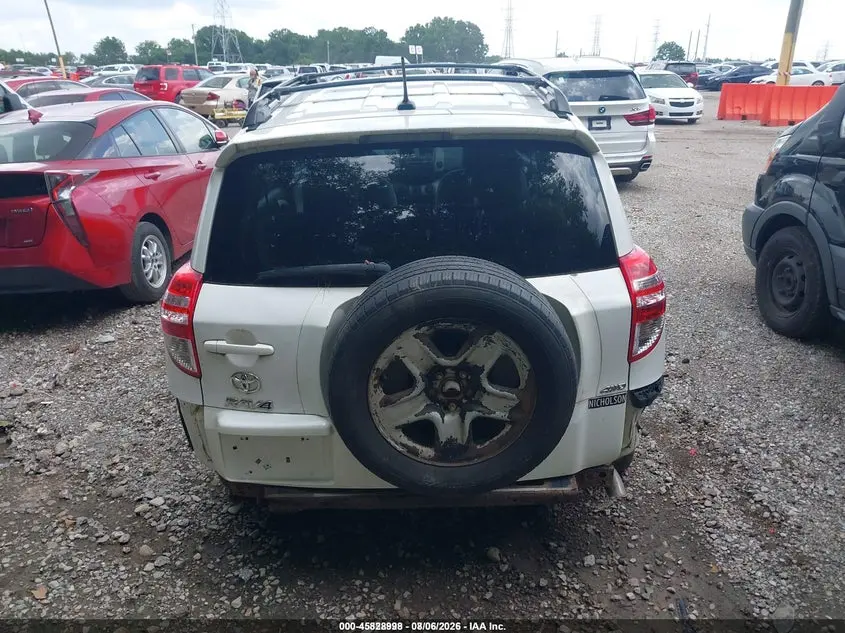 2012 TOYOTA RAV4  