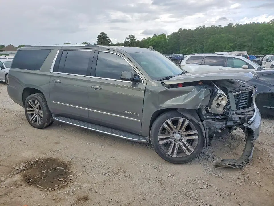 2017 GMC YUKON XL DENALI  
